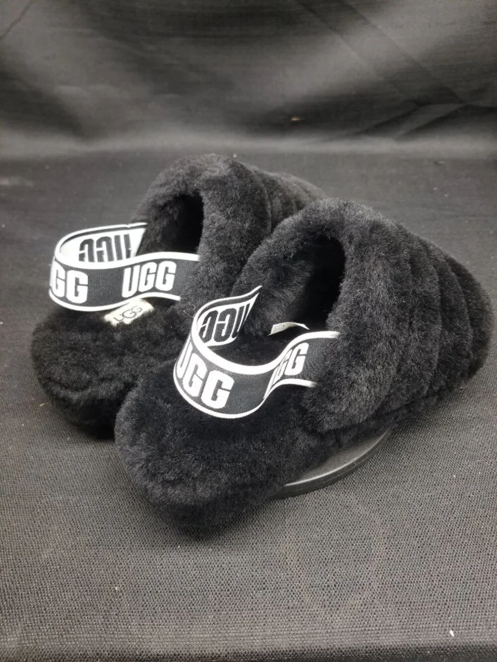 UGG Girls K Fluff Yeah Slippers Slides Black Size 2 NEW IN BOX!